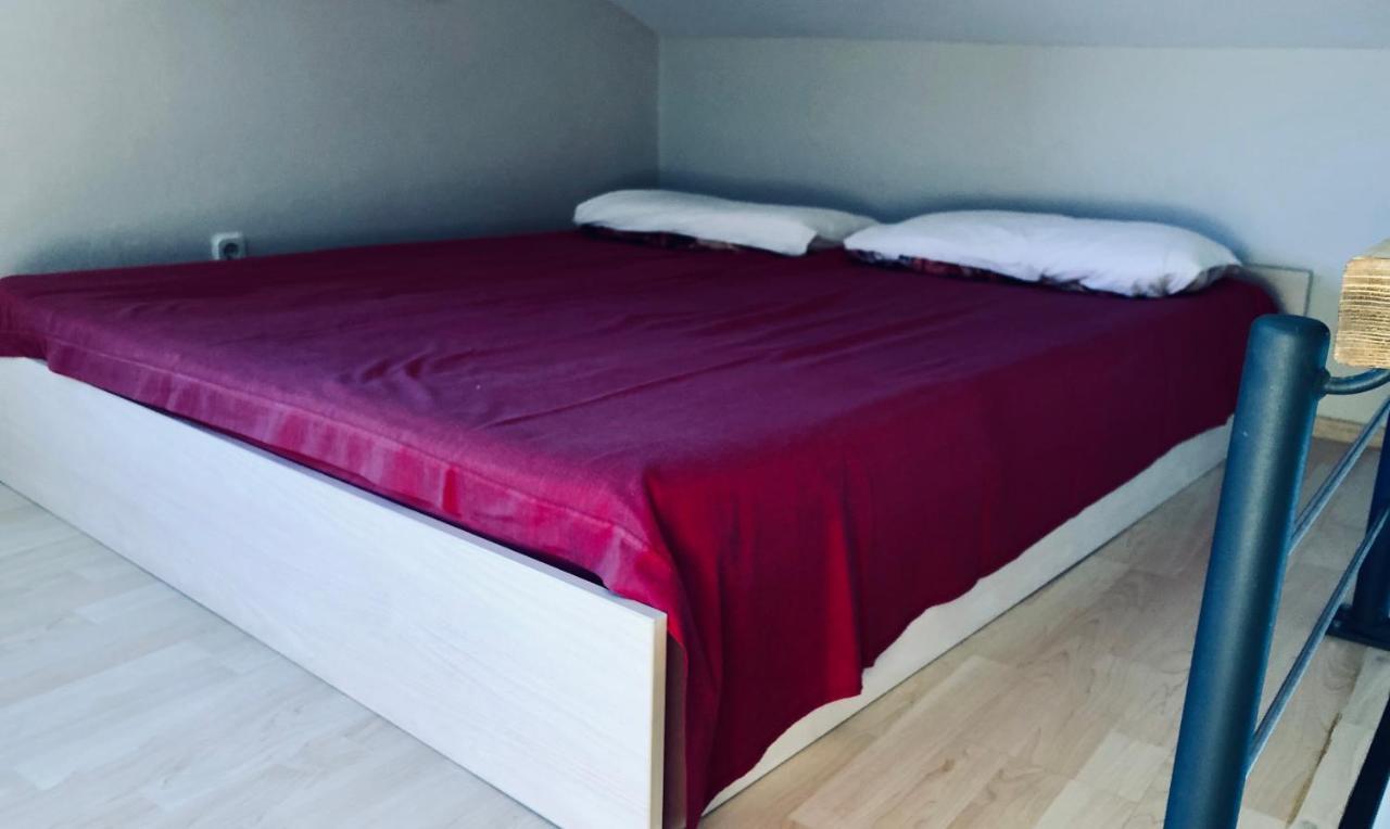 Apartment N&M Omisalj Bagian luar foto