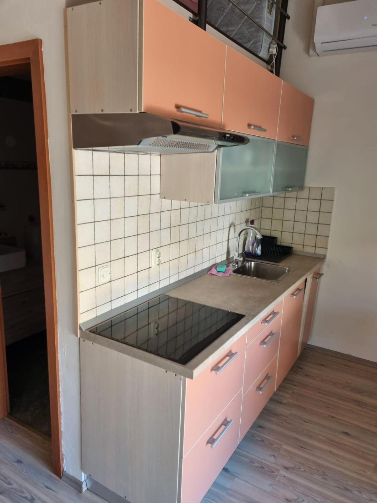 Apartment N&M Omisalj Bagian luar foto