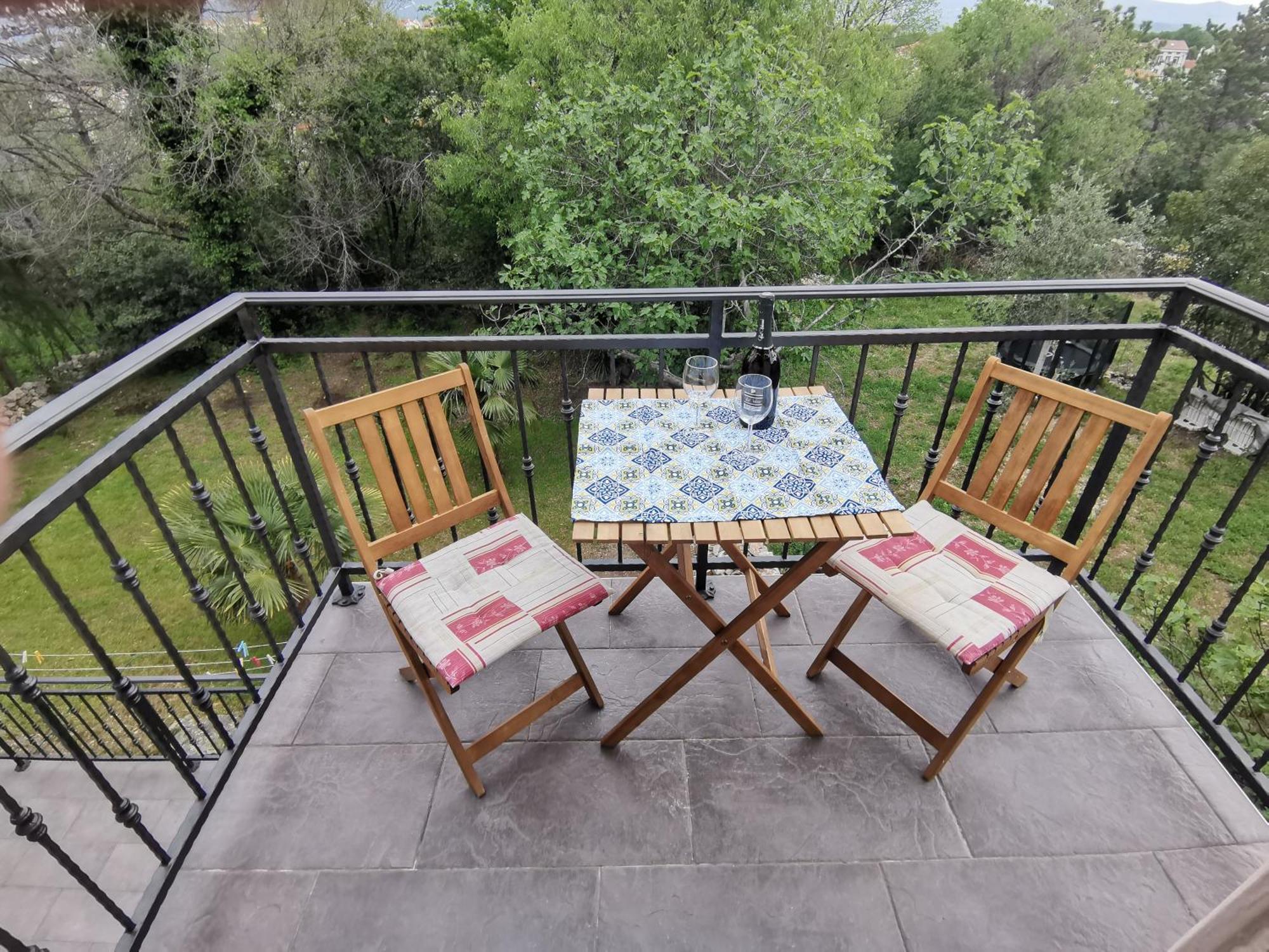 Apartment N&M Omisalj Bagian luar foto